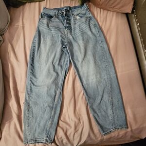 Old Navy High-Rise Balloon Jeans